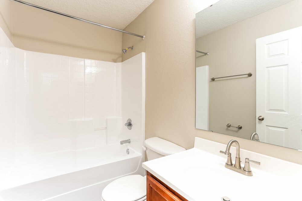 Building Photo - 7524 Westland Oaks Dr