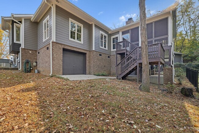 Building Photo - 301 Anchor Dr