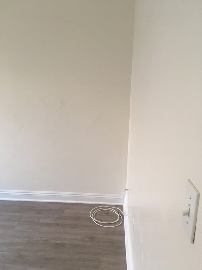 2nd Bedroom - 456 E 47th St