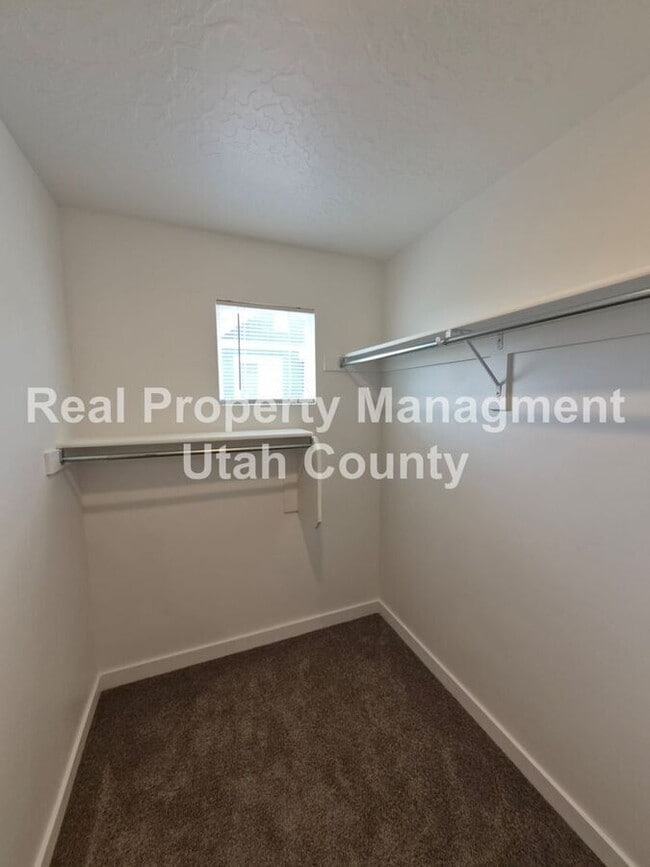 Building Photo - 1322 S 3540 E