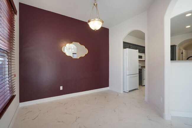 Building Photo - **Beautiful Corner Lot Home – 3 Bed | 2.5 Bath | 2-Car Garage**