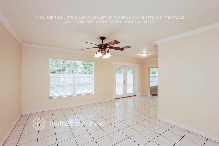 Building Photo - 7602 NW 40th St