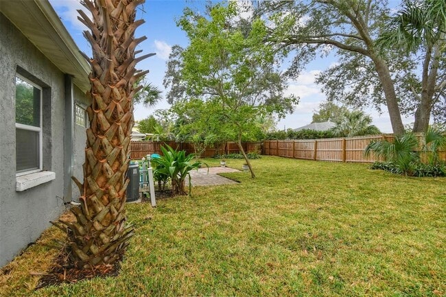 Building Photo - 4324 S Clark Ave