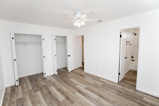 Building Photo - 13103 Pollard Dr