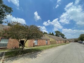 Building Photo - Waterside Condominiums