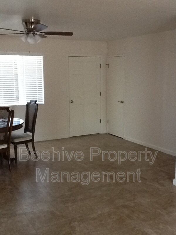 Building Photo - 5827 Colby St