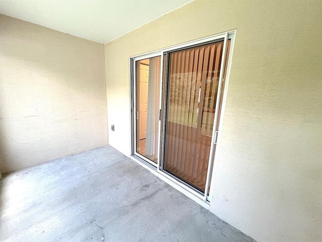 Building Photo - 59 Pine Haven Dr