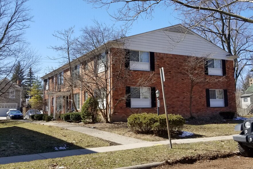 Primary Photo - 630 Ann St