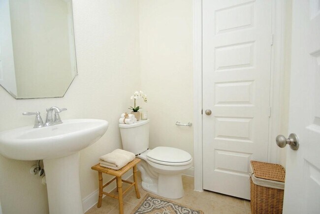 Building Photo - 26806 Skylark Blf Trl