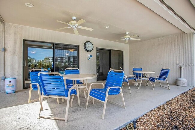 Building Photo - 1328 Pasadena Ave S