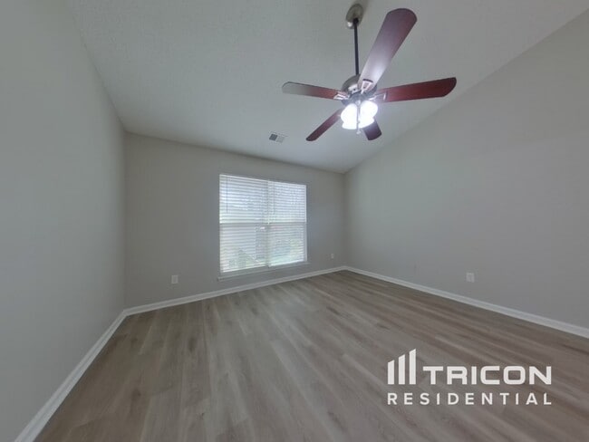 Building Photo - 1825 Golden Heights Ct