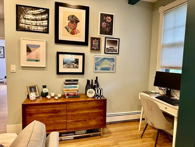 Building Photo - 49 Grove St