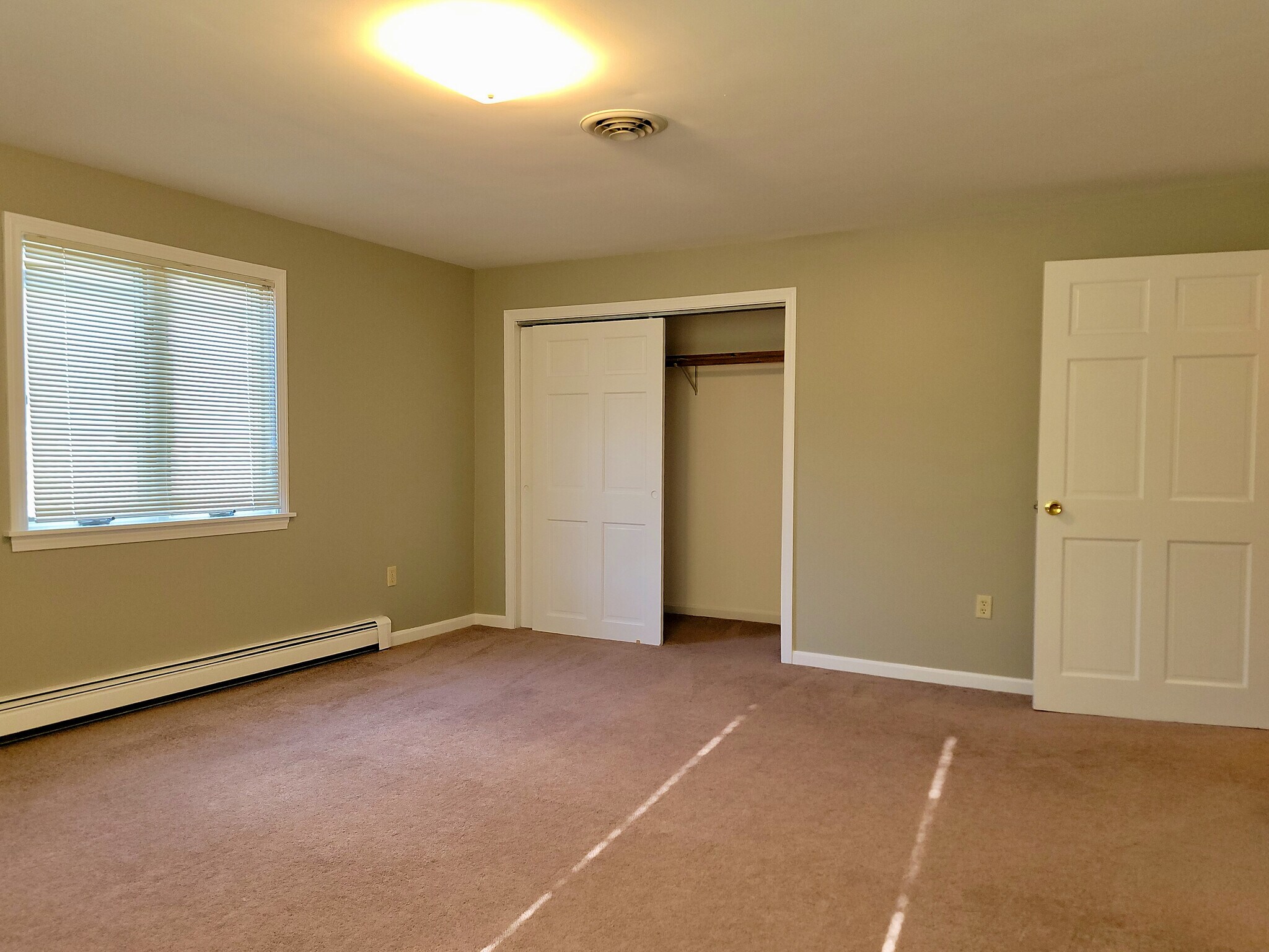 Bedroom - 128 Malden St