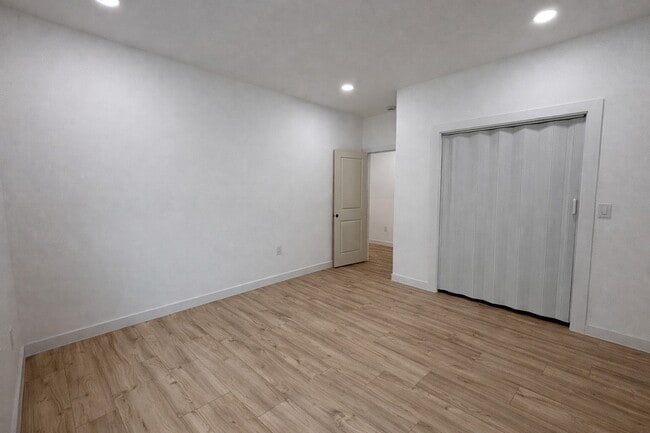 Building Photo - 22516 E Martin Dr