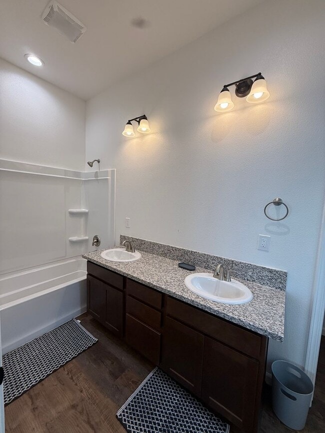 Building Photo - Fully Furnished