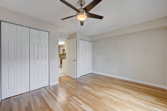 Building Photo - $1,995 - 2 Bed, 2 Bath Lofted Townhome in ...