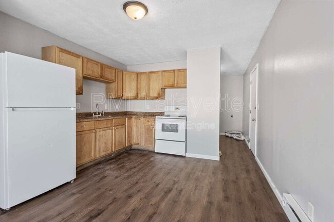 Building Photo - 60 Vicksburg Ln