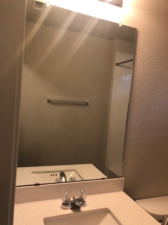 Building Photo - 3504 Blazeby Dr