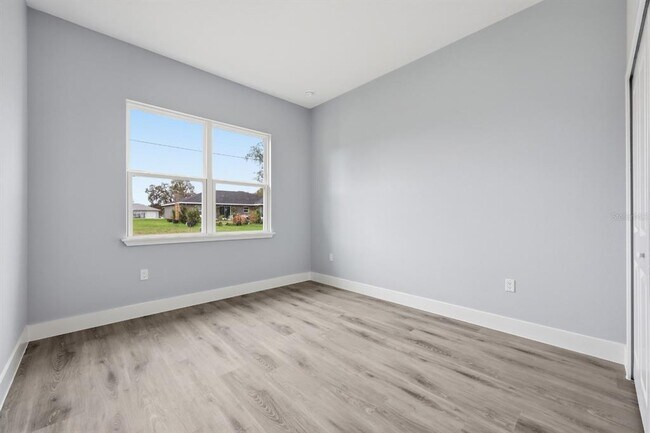 Building Photo - 13975 SW 27 Ct Rd