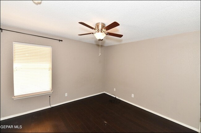 Building Photo - 7362 Luz De Dia Ct