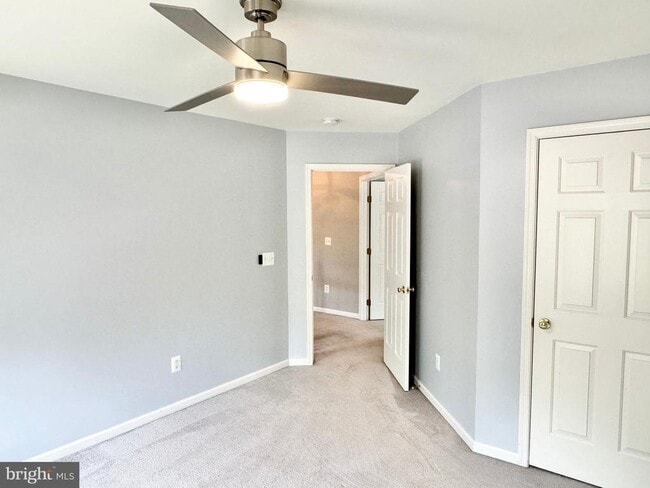 Building Photo - 35 Live Oak Ln