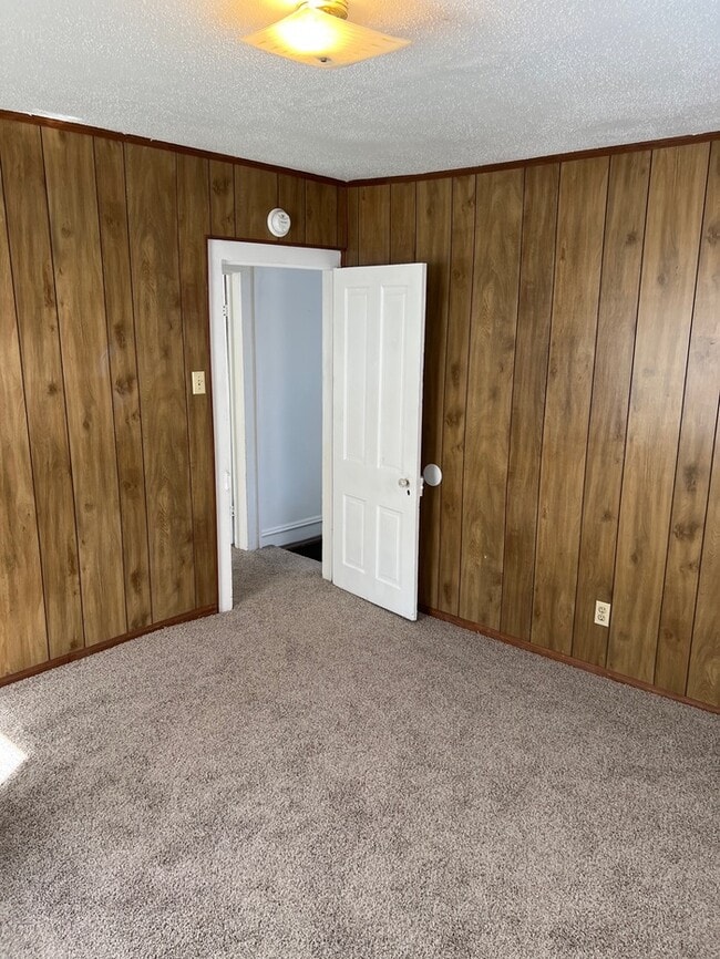 Building Photo - 101 Washington St