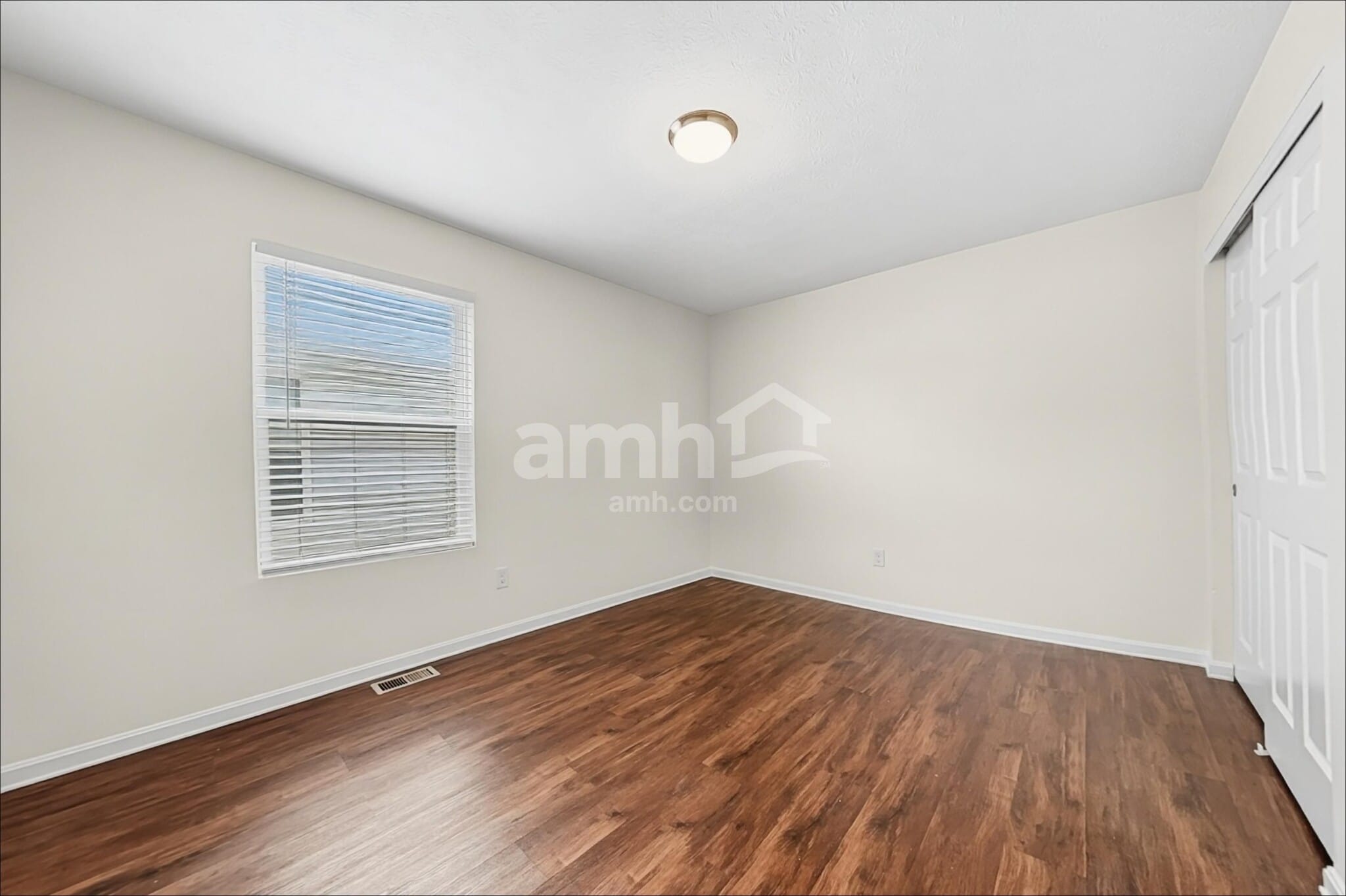 Building Photo - 4206 N Gensen Loop