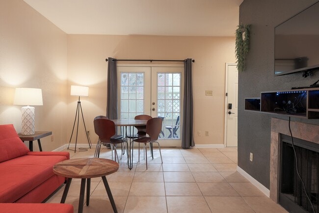 Building Photo - 8055 Cambridge St