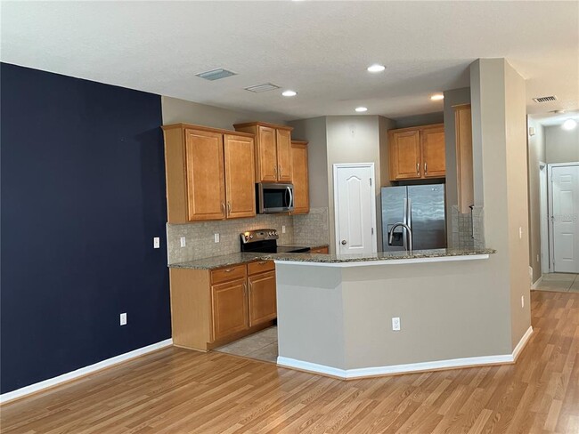 Building Photo - 7001 Interbay Blvd
