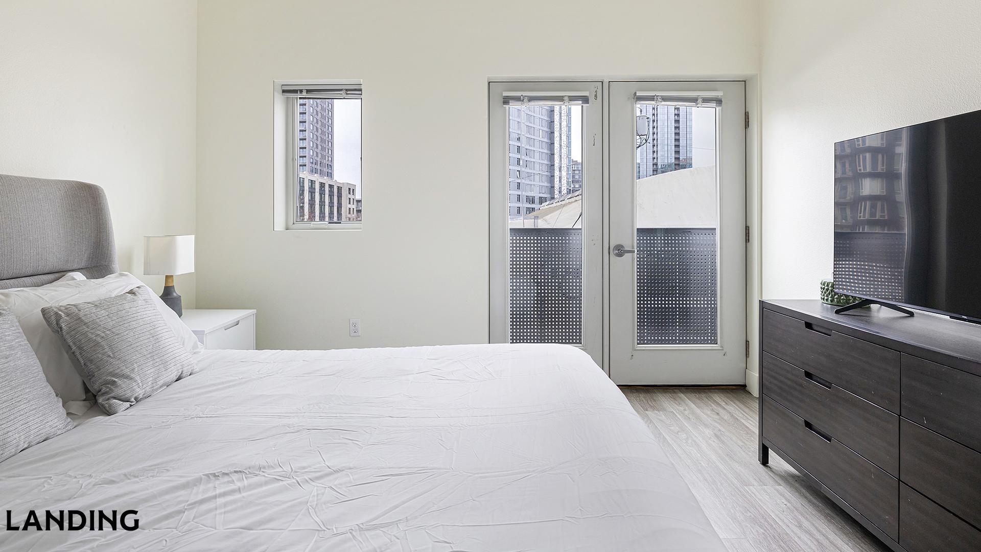 Building Photo - 1430 NW Pettygrove St