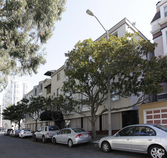 Building Photo - 1650 Octavia Apartments