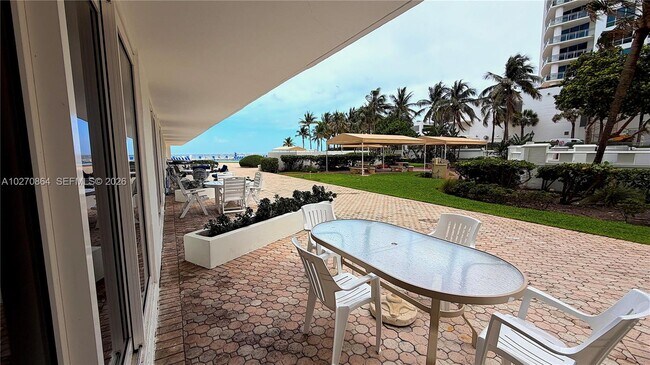 Building Photo - 3505 S Ocean Dr