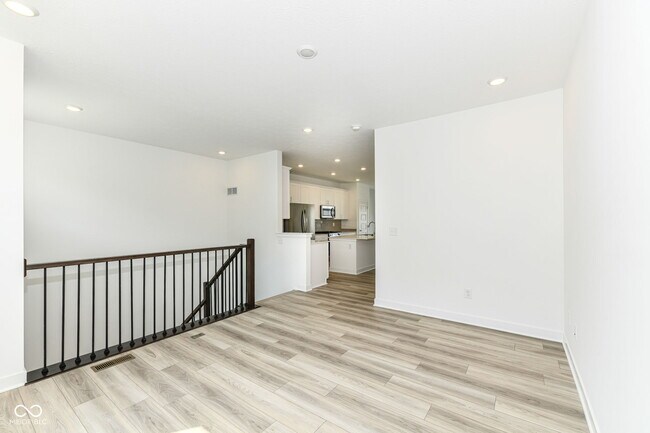Building Photo - 9325 Somerford Dr