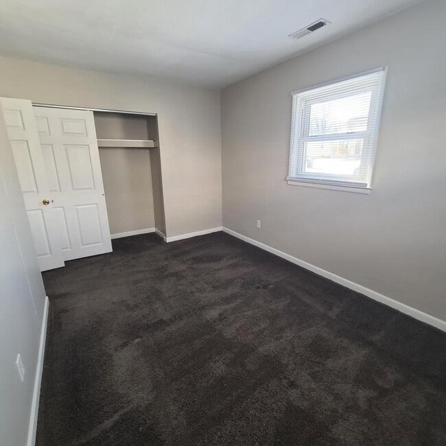 Building Photo - 2612 Stanford Ave