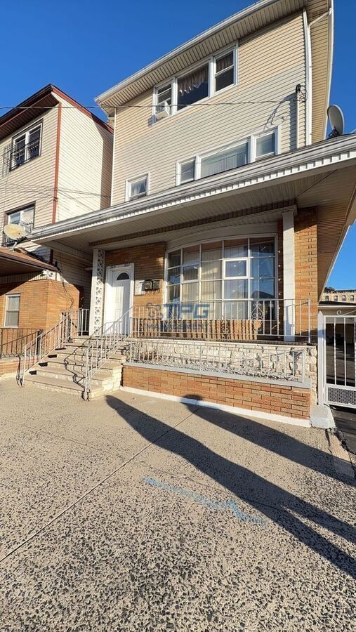 Building Photo - 565-567 North 4th Street-Basement