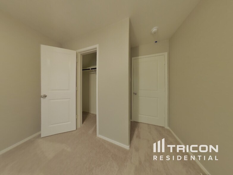 Building Photo - 11844 Mancos Trl
