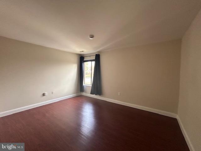 Building Photo - 10596 Twin Rivers Rd