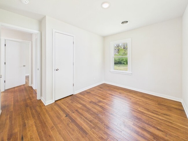 Building Photo - 1706 Catalina Dr