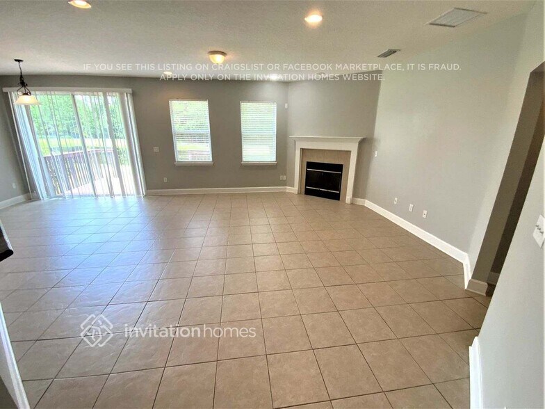 Building Photo - 2356 Crooked Pine Ln