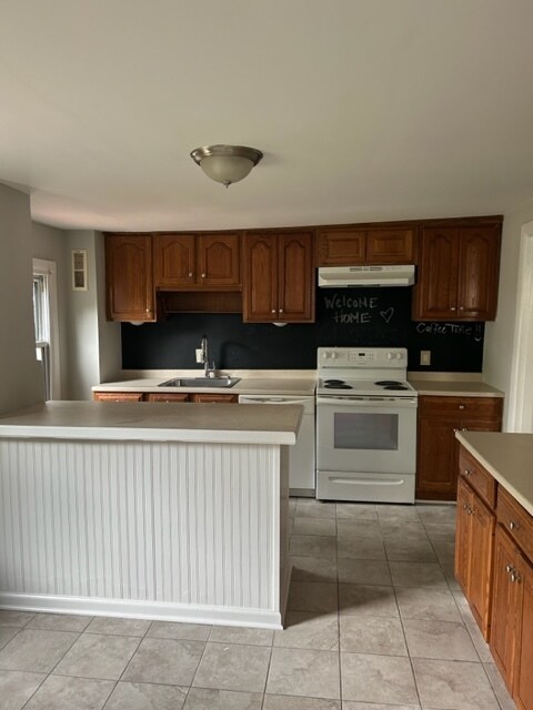 Building Photo - 324 Dayton St