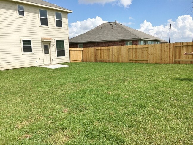 Building Photo - 12 Santa Barbara Dr