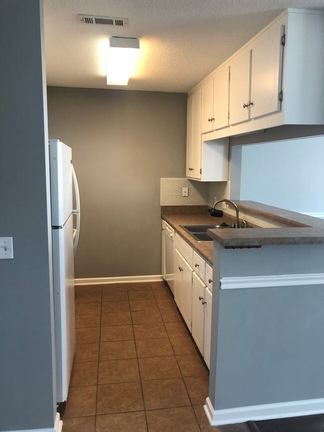 Building Photo - Wakefield Subdivision