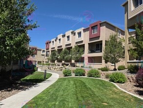 Building Photo - 3010 Sterling Ridge Cir