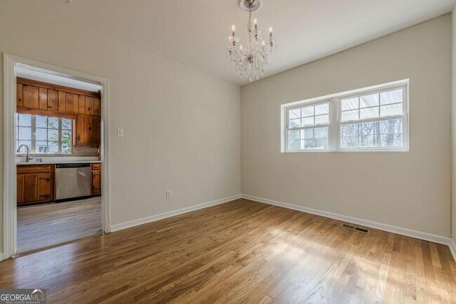 Building Photo - 1977 N Decatur Rd