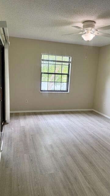 Building Photo - 2344 SE Breckenridge Cir