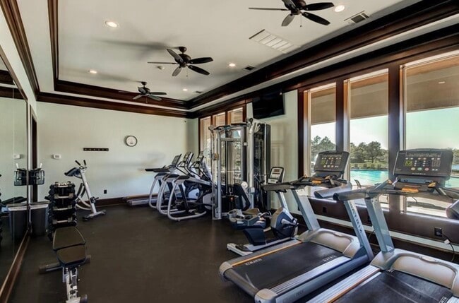 Building Photo - 12215 Salmon Creek