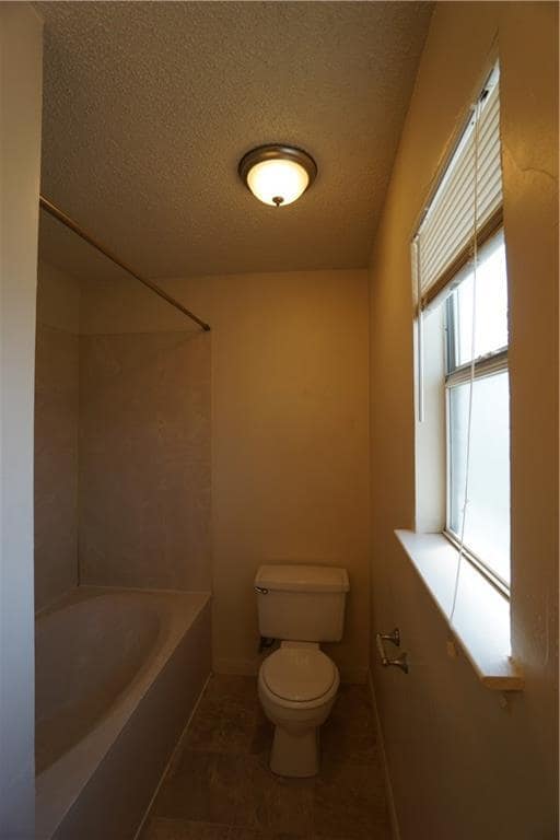 Building Photo - 112 Creekside Dr