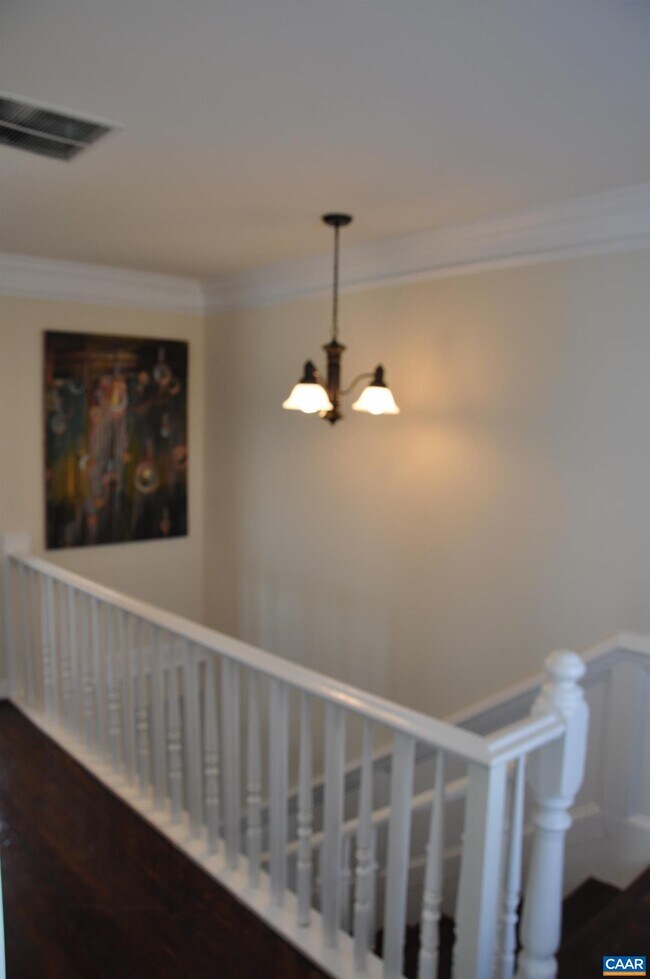 Building Photo - 827 Nalle St