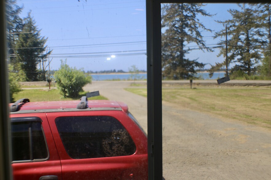 Building Photo - 92068 Cape Arago Hwy