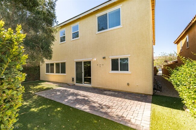 Building Photo - 2884 Green Falls Ave